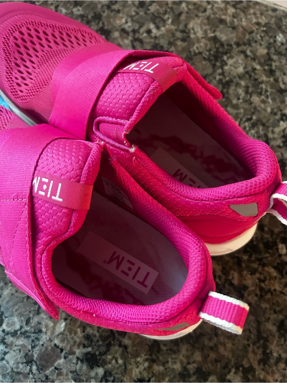 TIEM Slipstream Cycling Shoes Hot Pink Size 8 EUC! - Picture 3 of 7